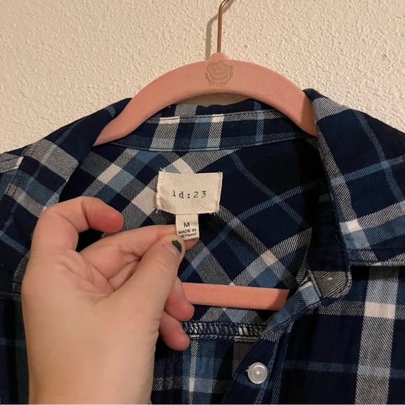 id : 23 Women’s Blue Plaid Flannel Button Up Cover Up Cardigan Size Medium - Picture 6 of 11